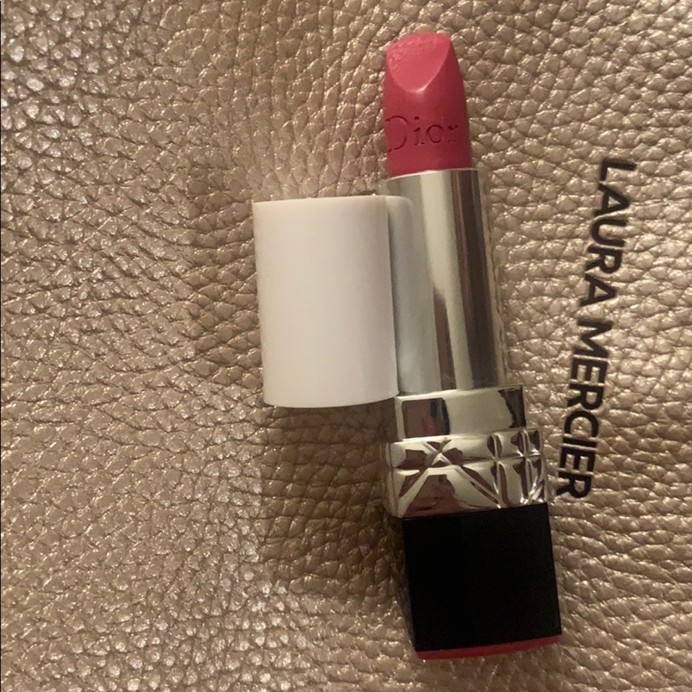 Blush pink Dior lipstick 672 adoree